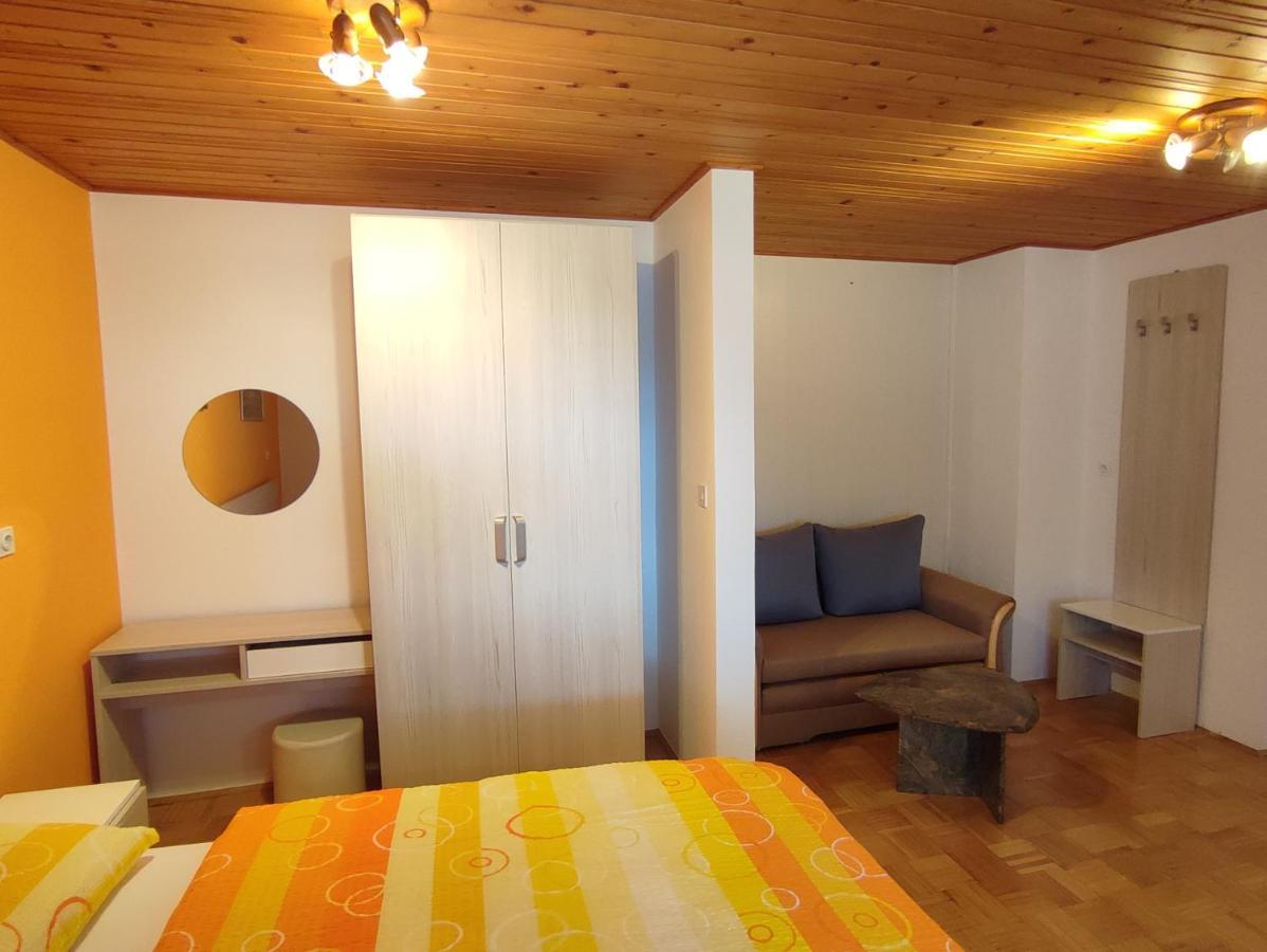 Gostilna Pension Blegos Poljane nad Škofjo Loko 外观 照片